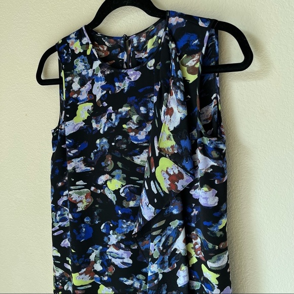 BCBG MaxAzria Edythe Blue Abstract Cascade Drape Sleeveless Top, XS - Picture 4 of 11